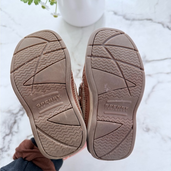 Sperry Kids Brown Boat Shoes - Picture 5 of 13